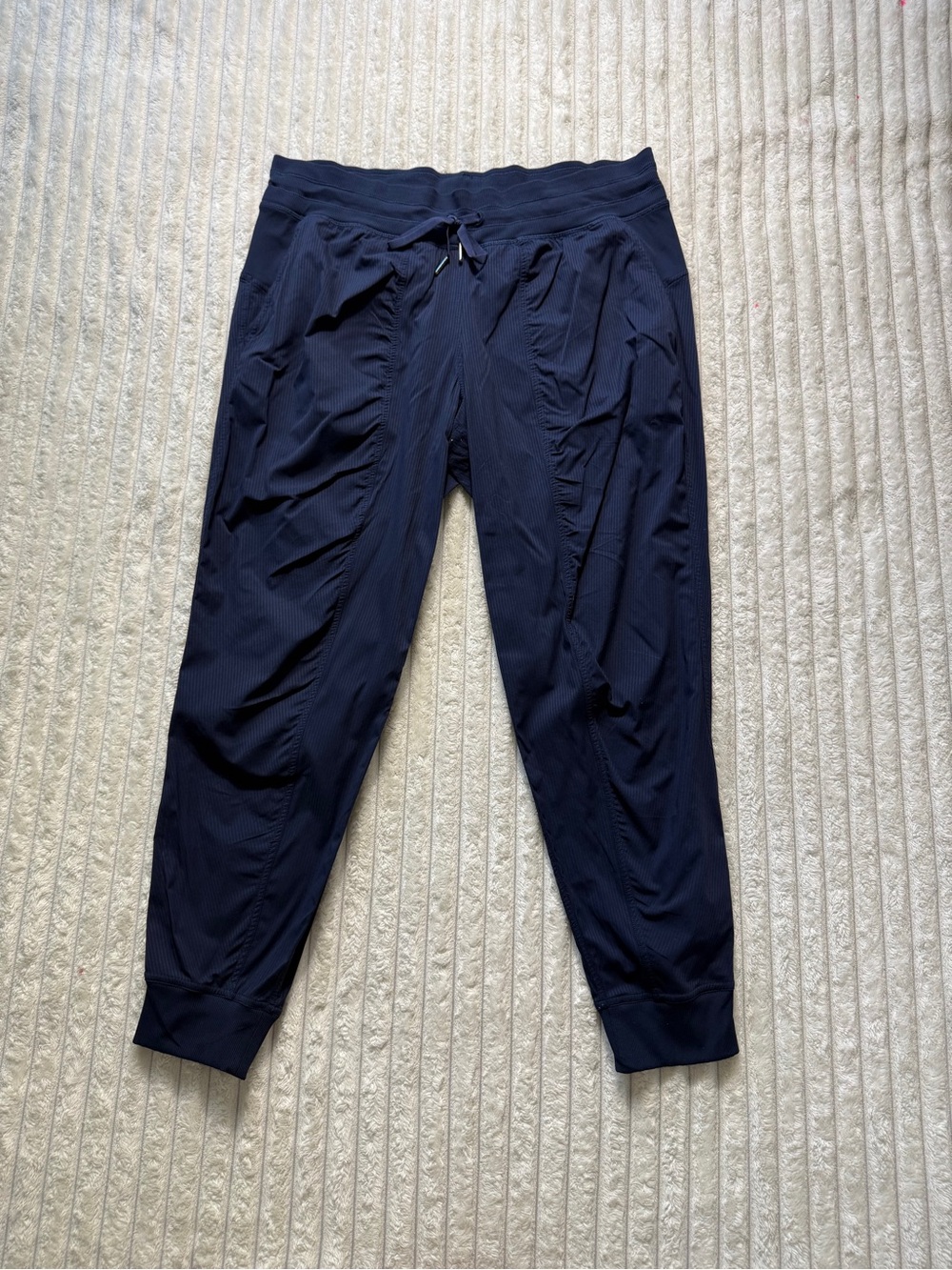 lululemon Navy Women's Jogger Pants Activewear Drawstring Pockets Nylon Lycra 14